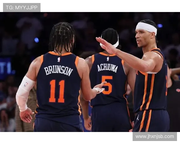 尼克斯与篮网激战正酣 纽约德比再掀高潮两队争锋暗藏悬念